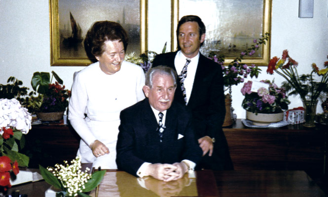 Rudolf Schäfer mit seiner Frau und seinem Sohn